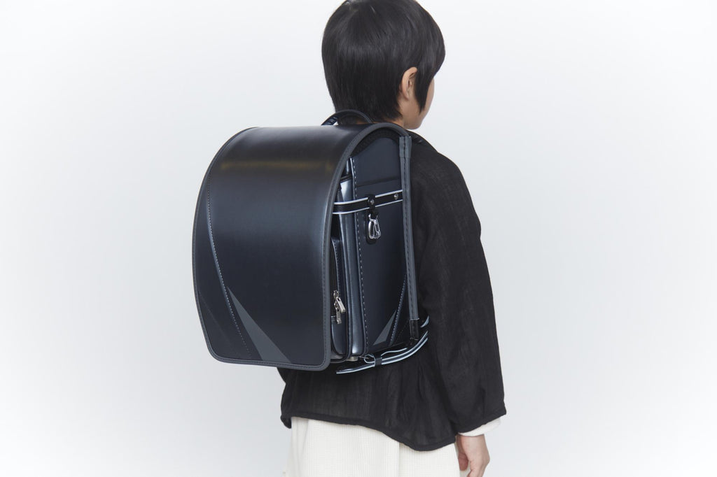 黒色ランドセルが男の子に人気!個性出る?